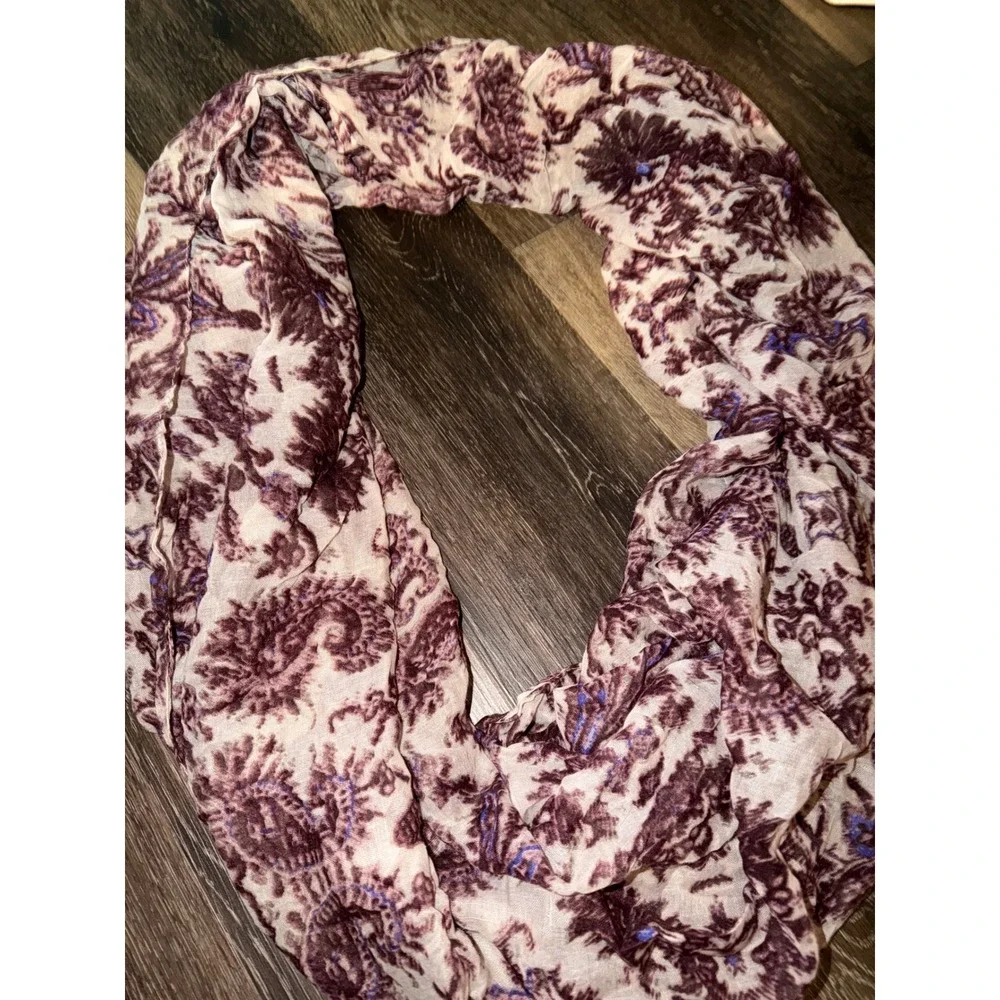 Purple Paisley Damask Infinity‎ Scarf Lightweight Gauze Loop Scarf Mauve Cream